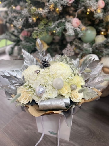 Snow Fairy Bouquet